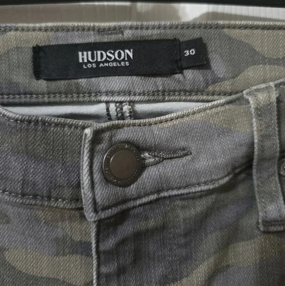 Hudson Barbara Super Skinny High Rise Camo Print Jeans w/Stretch, Raw Hem, EUC! - Picture 11 of 14